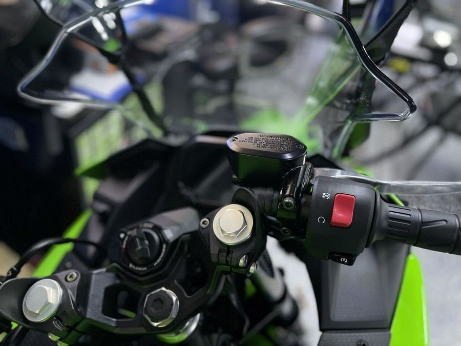 2026 Kawasaki Ninja® 500 SE ABS