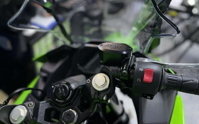 2026 Kawasaki Ninja® 500 SE ABS