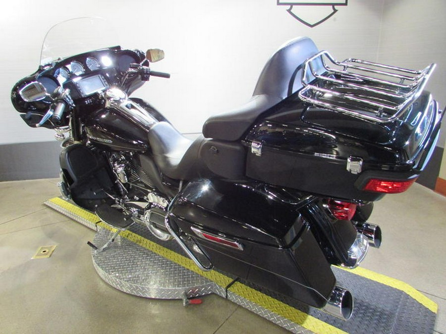 2017 Harley-Davidson® FLHTK - Ultra Limited