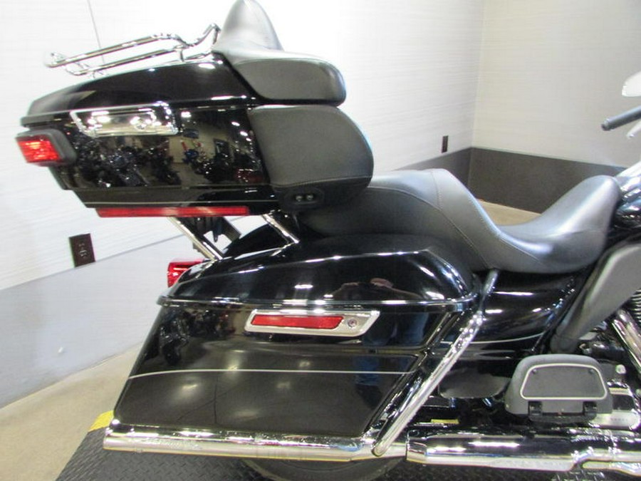 2017 Harley-Davidson® FLHTK - Ultra Limited