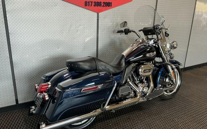 2014 Harley-Davidson Road King Base