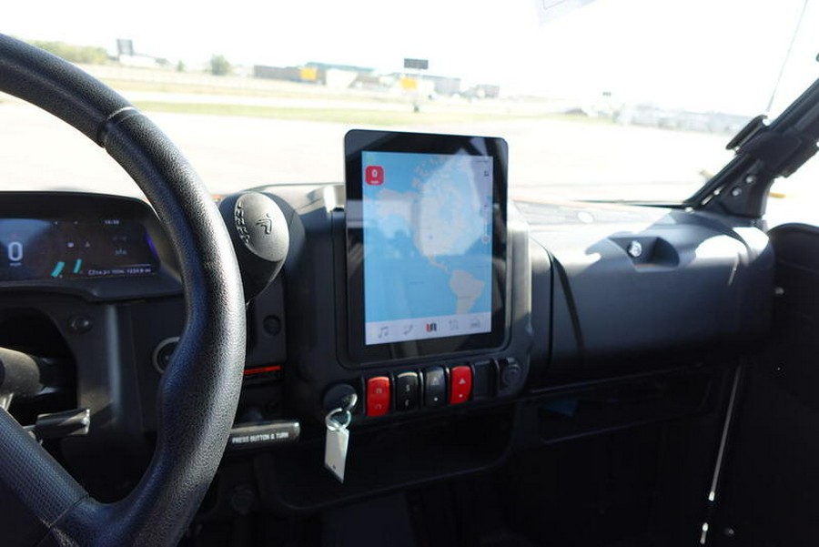 2024 Segway® Powersports UT10 P Crew