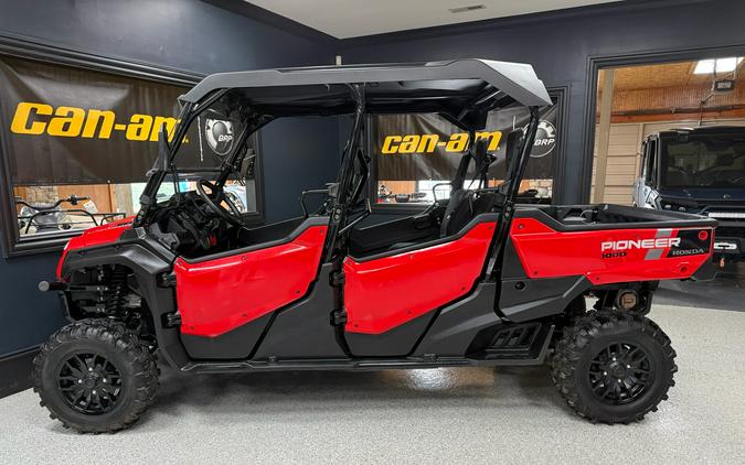 2023 Honda Pioneer 1000-6 Deluxe Crew