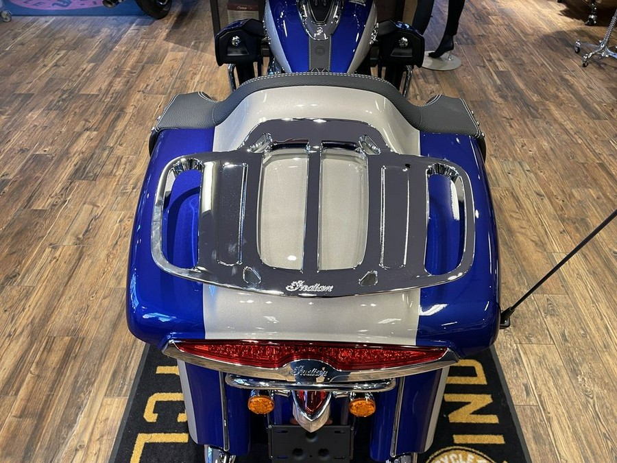 2024 Indian Motorcycle® Roadmaster® with Powerband Audio Package Spirit Blue Metallic/Silver Quartz