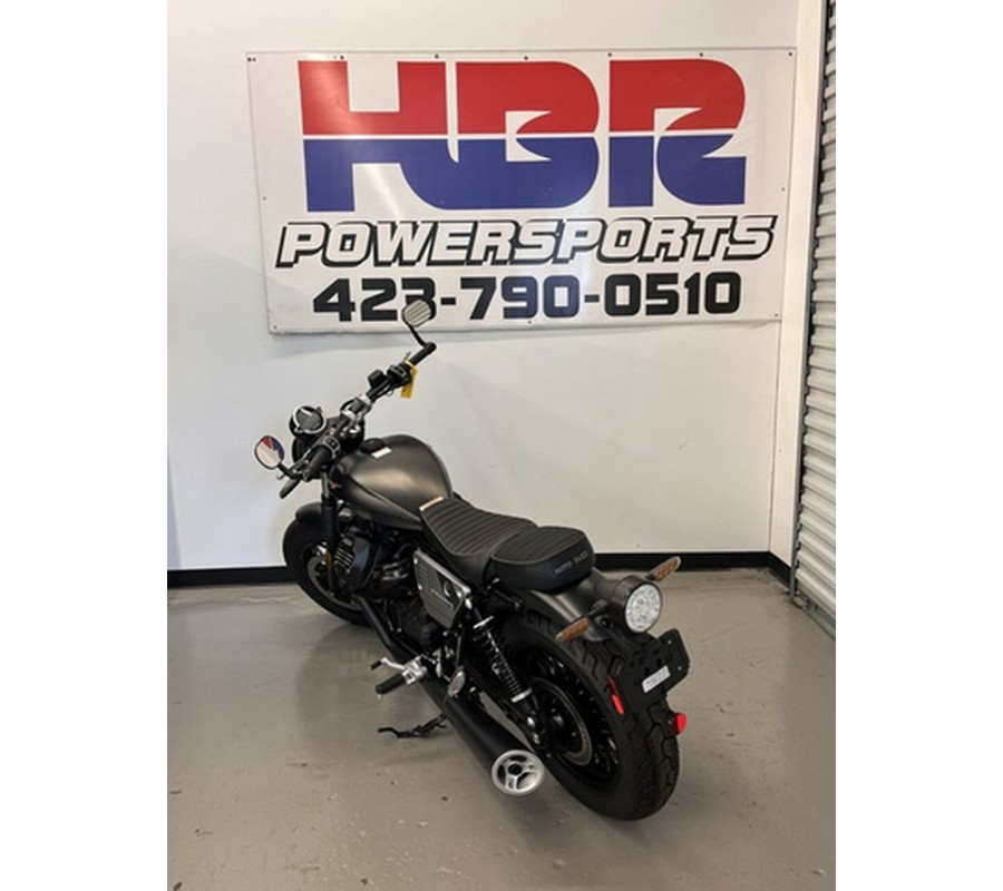 2024 Moto Guzzi V9 Bobber