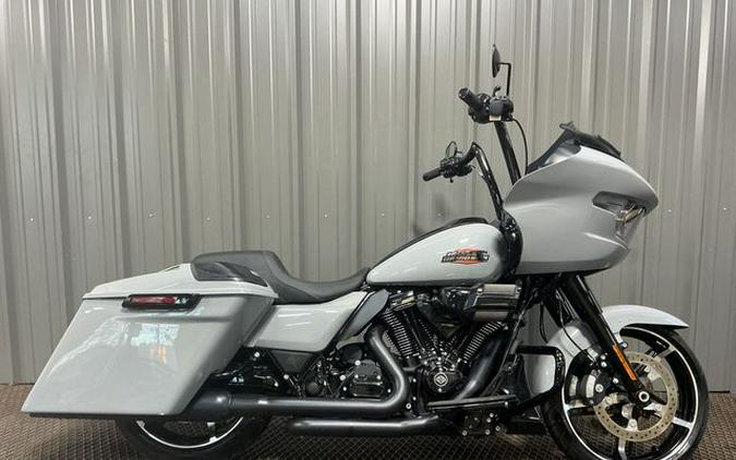 2024 Harley-Davidson Road Glide Base