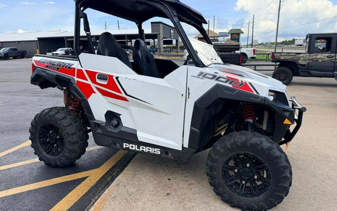 2017 Polaris GENERAL 1000 EPS