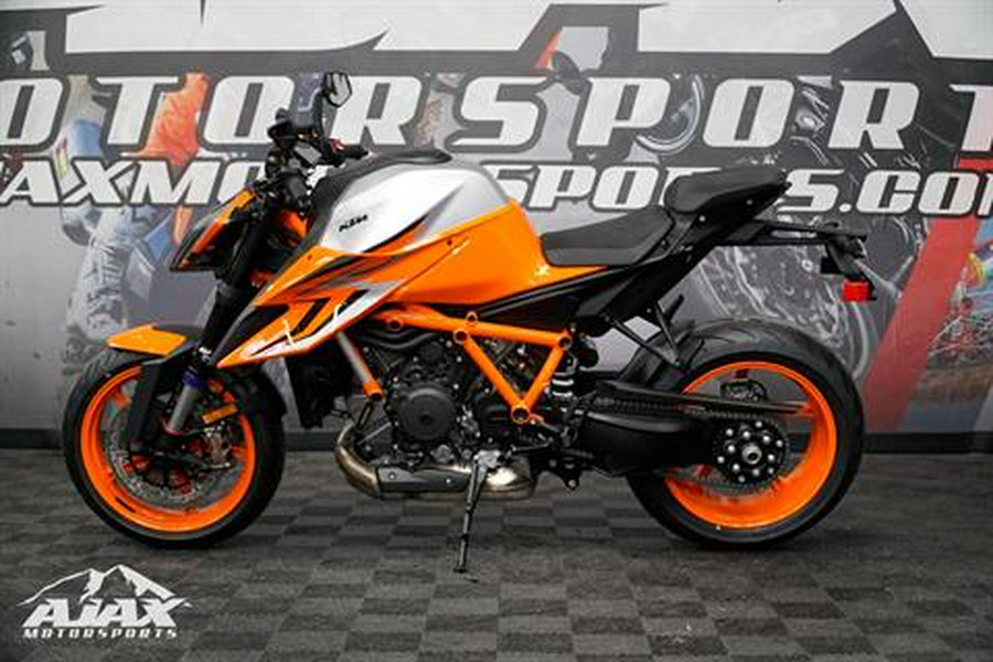 2023 KTM 1290 Super Duke R EVO