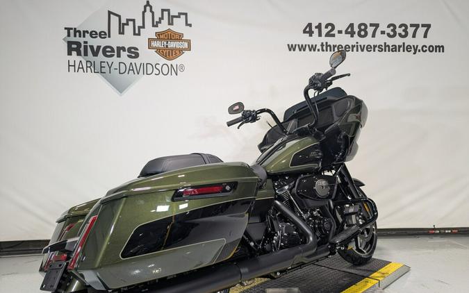 2026 Harley-Davidson® Road Glide® Olive Steel Metallic / Vivid Black - Black Finish