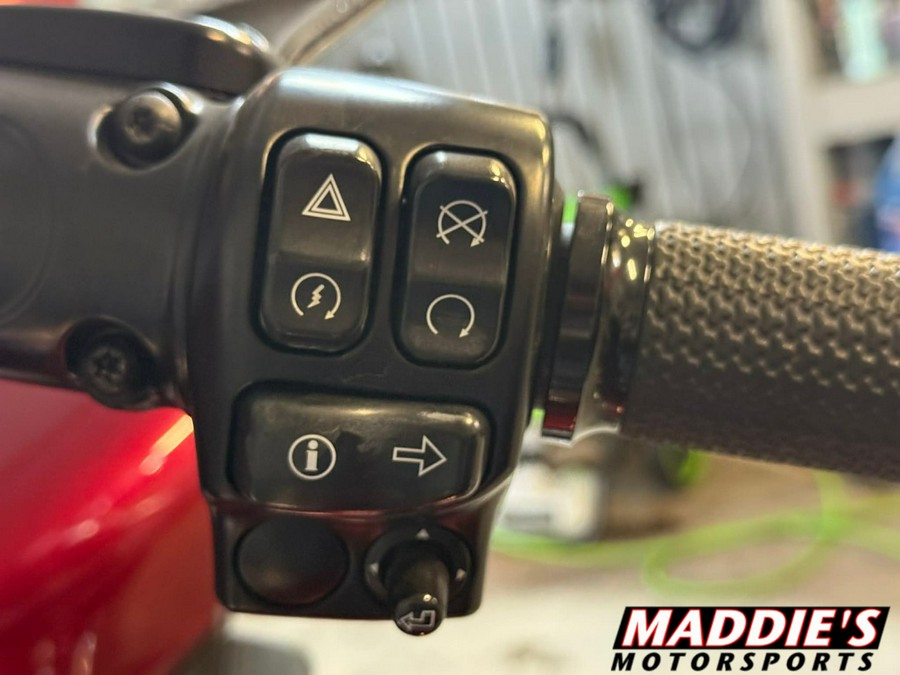 2017 Harley-Davidson Road Glide® Special