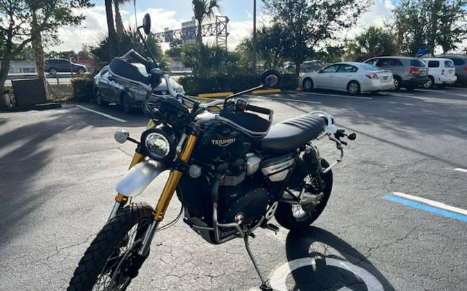 2022 Triumph Scrambler 1200 XE Sapphire Black