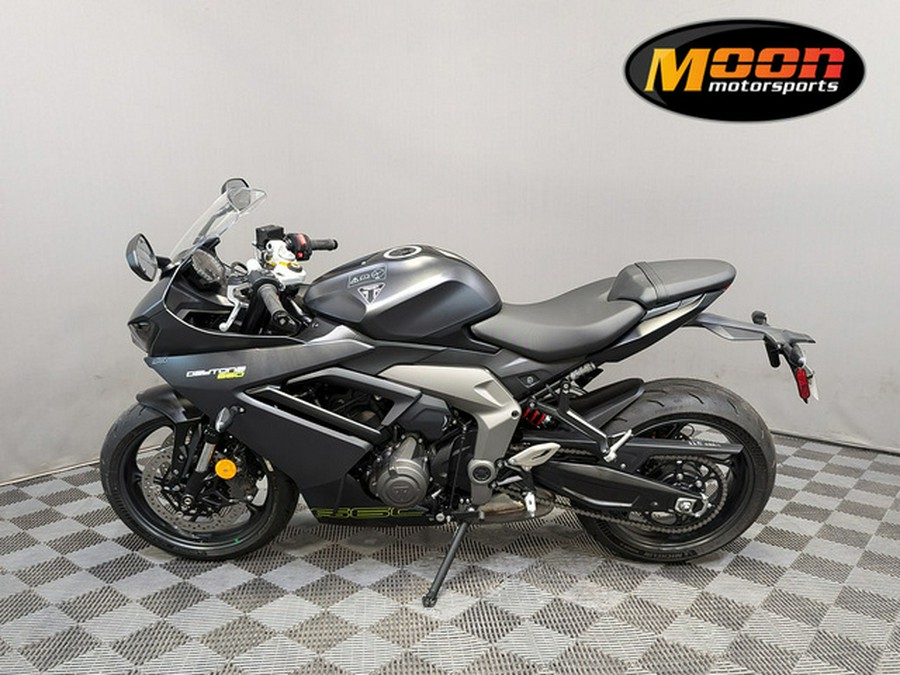 2025 Triumph Daytona 660 Satin Granite/Satin Black 660 Satin GraniteSatin Jet Black