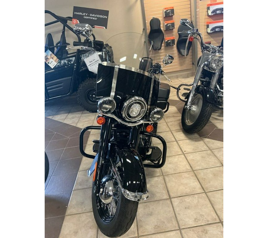 2020 Harley-Davidson® FLHCS - Heritage Classic 114