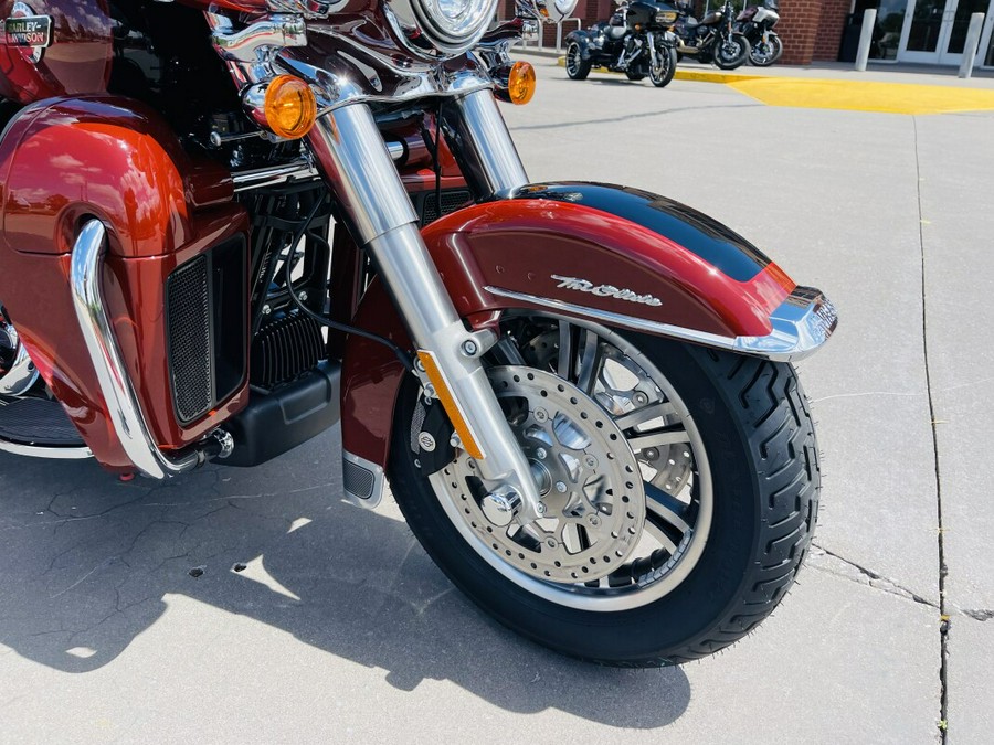 2024 Harley-Davidson Tri Glide Ultra FLHTCUTG