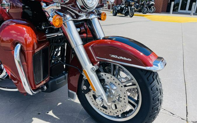 2024 Harley-Davidson Tri Glide Ultra FLHTCUTG