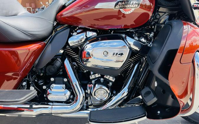 2024 Harley-Davidson Tri Glide Ultra FLHTCUTG