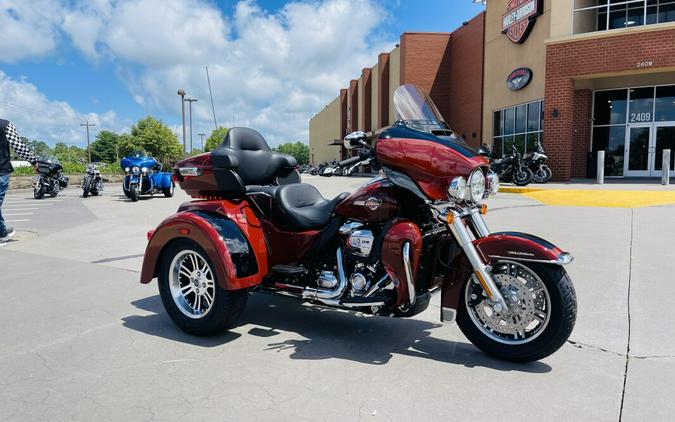 2024 Harley-Davidson Tri Glide Ultra FLHTCUTG