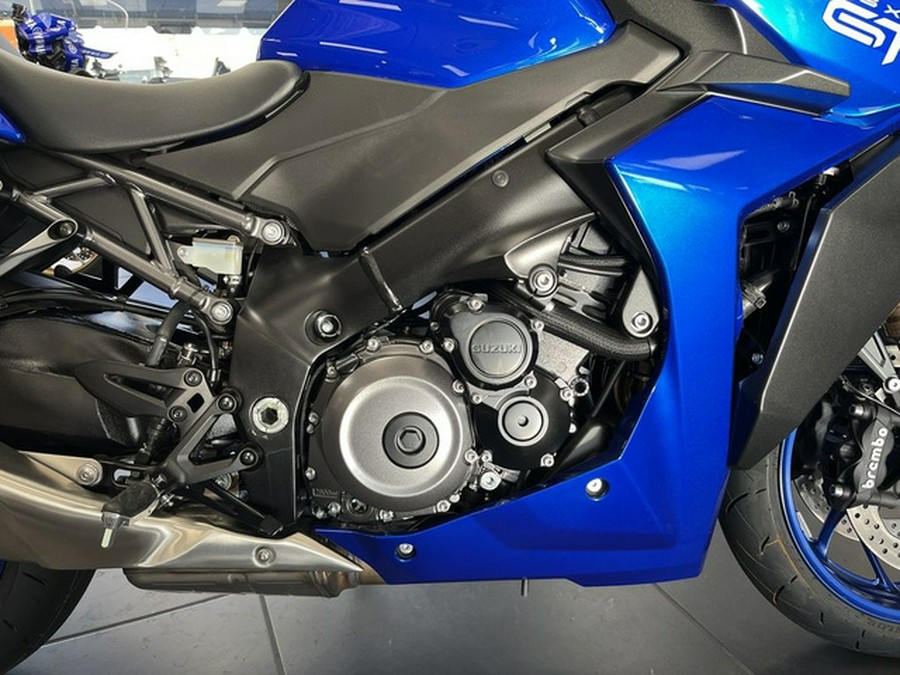 2025 Suzuki GSX-S1000GT+
