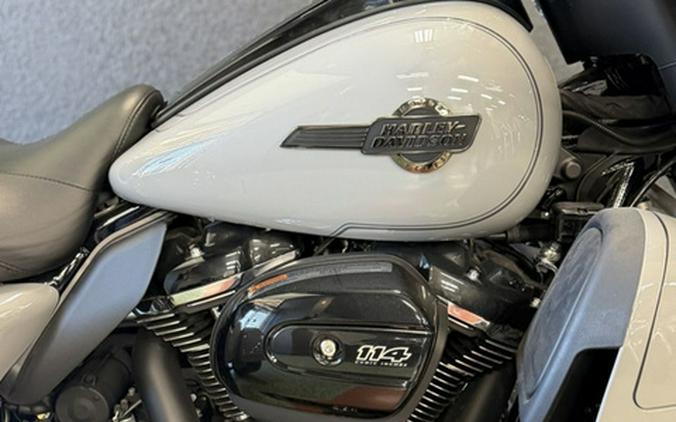 2025 Harley-Davidson Trike FLHTCUTG - Tri Glide Ultra