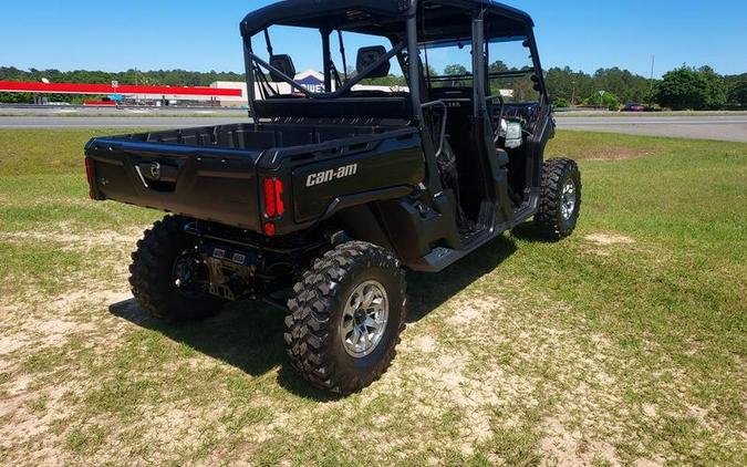 2024 Can-Am® Defender MAX Lone Star HD10