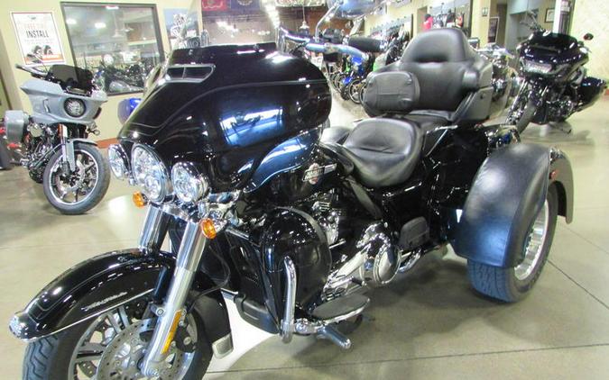 2022 Harley-Davidson® FLHTCUTG - Tri Glide® Ultra