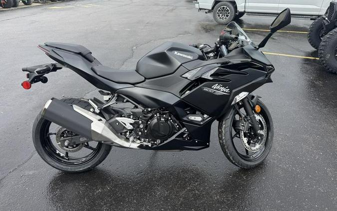 2026 Kawasaki Ninja® 500 SE ABS