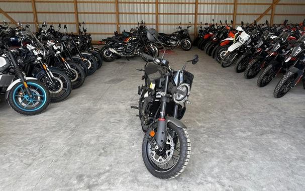 2024 Husqvarna Motorcycles SVARTPILEN 401
