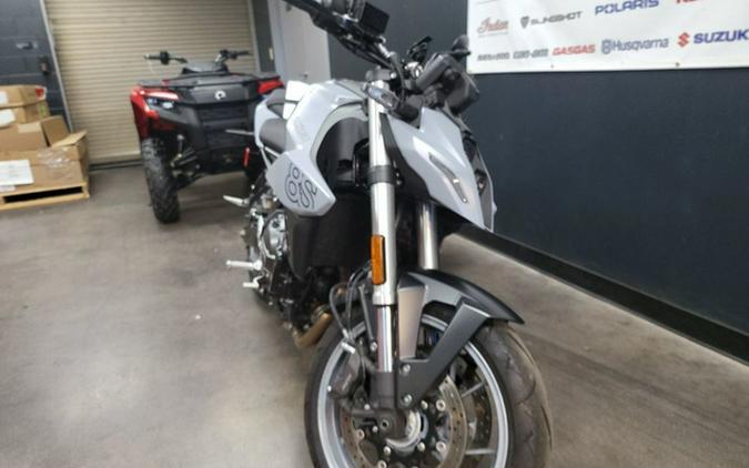 2024 Suzuki GSX 8S