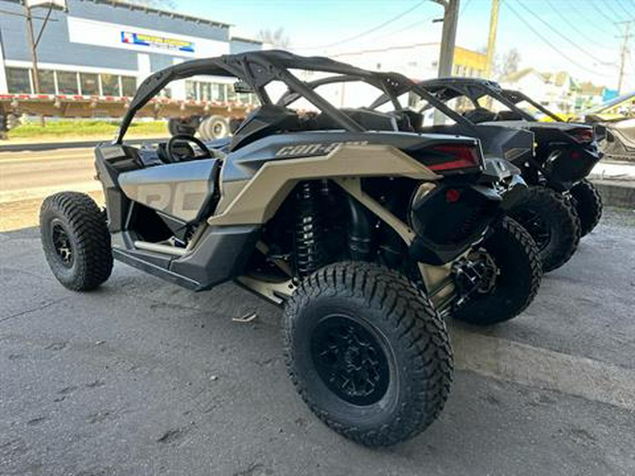 2023 Can-Am Maverick X3 X RC Turbo RR 64