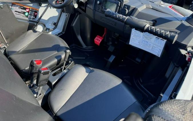 2024 Polaris RZR 200 EFI