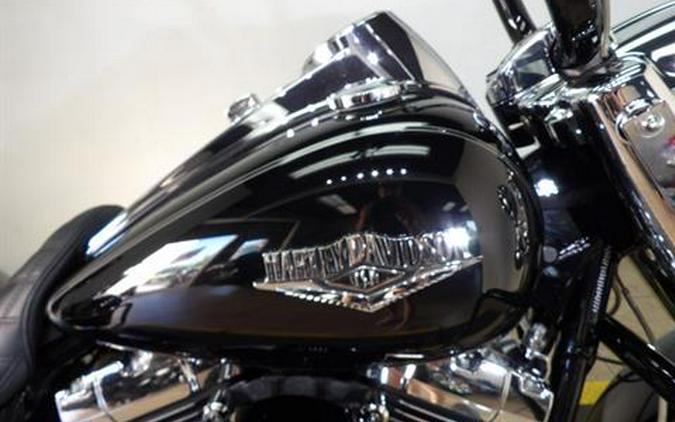 2016 Harley-Davidson Road King®