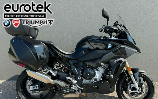 2022 BMW S 1000 XR Triple Black