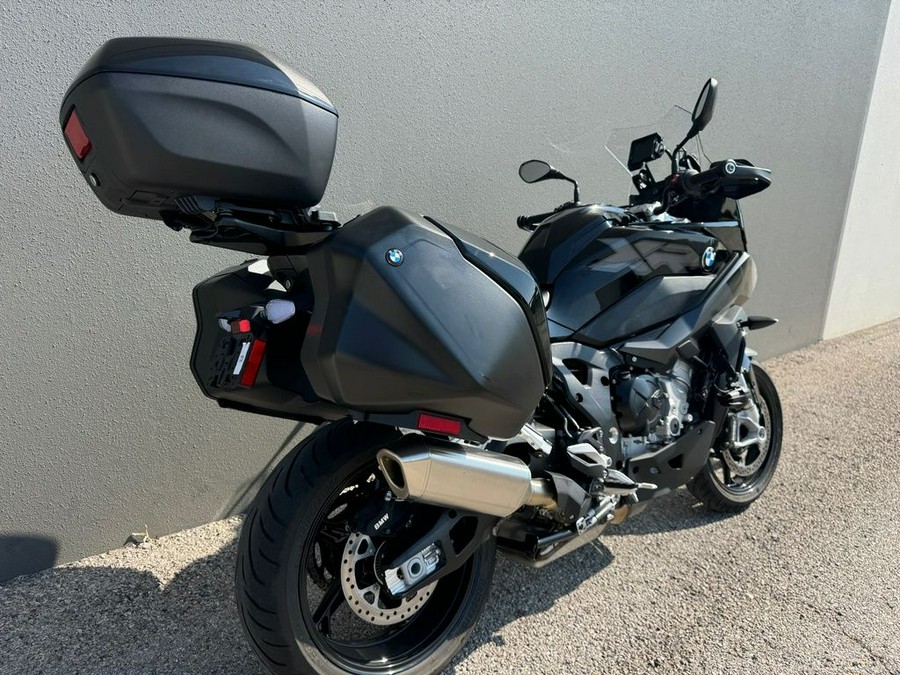 2022 BMW S 1000 XR Triple Black