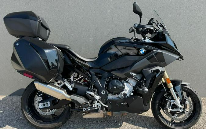 2022 BMW S 1000 XR Triple Black