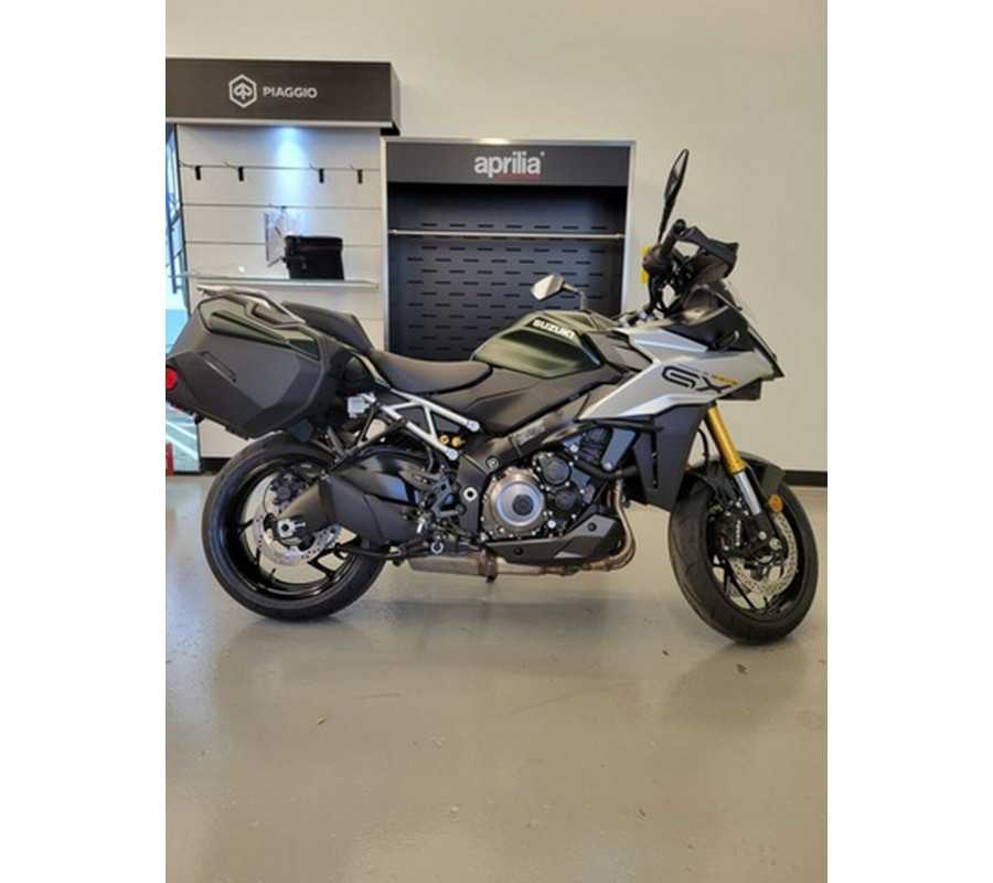 2024 Suzuki GSX-S 1000GX Plus