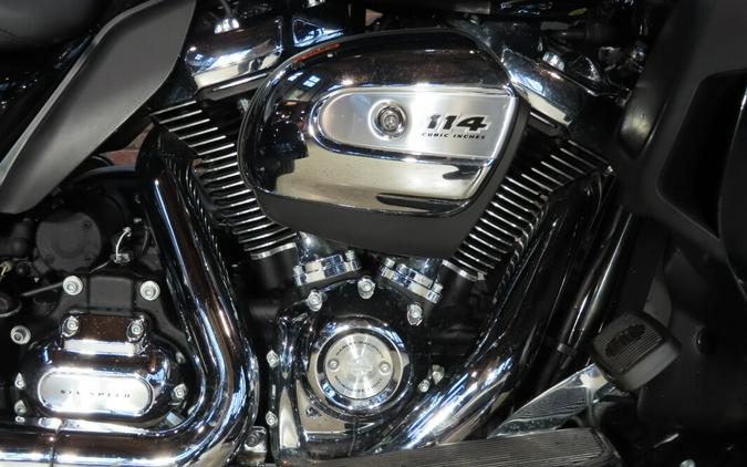 2023 Harley-Davidson® FLHTCUTG Tri Glide® Ultra