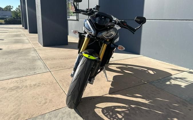 2024 TRIUMPH STREET TRIPLE MOTO2 EDITION