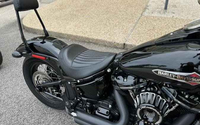 2021 Harley-Davidson® FLSL - Softail Slim®