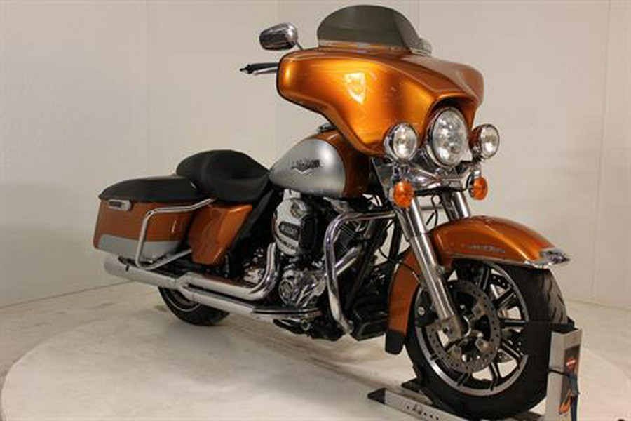 2014 Harley-Davidson Road King®