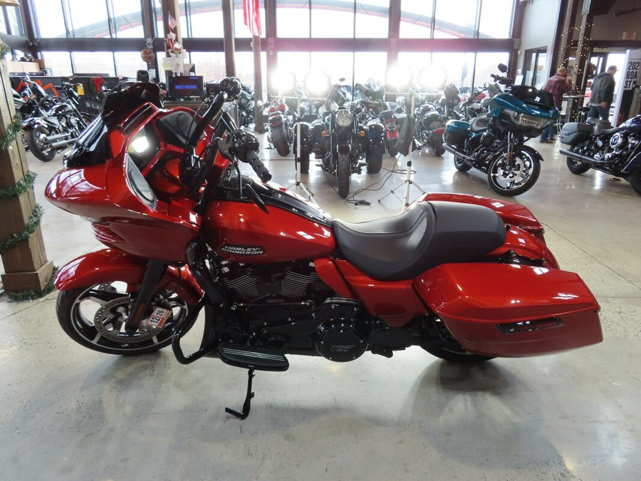 2024 Harley-Davidson® FLTRX Road Glide®