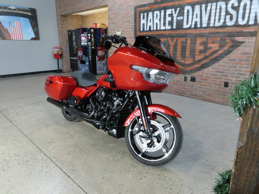 2024 Harley-Davidson® FLTRX Road Glide®