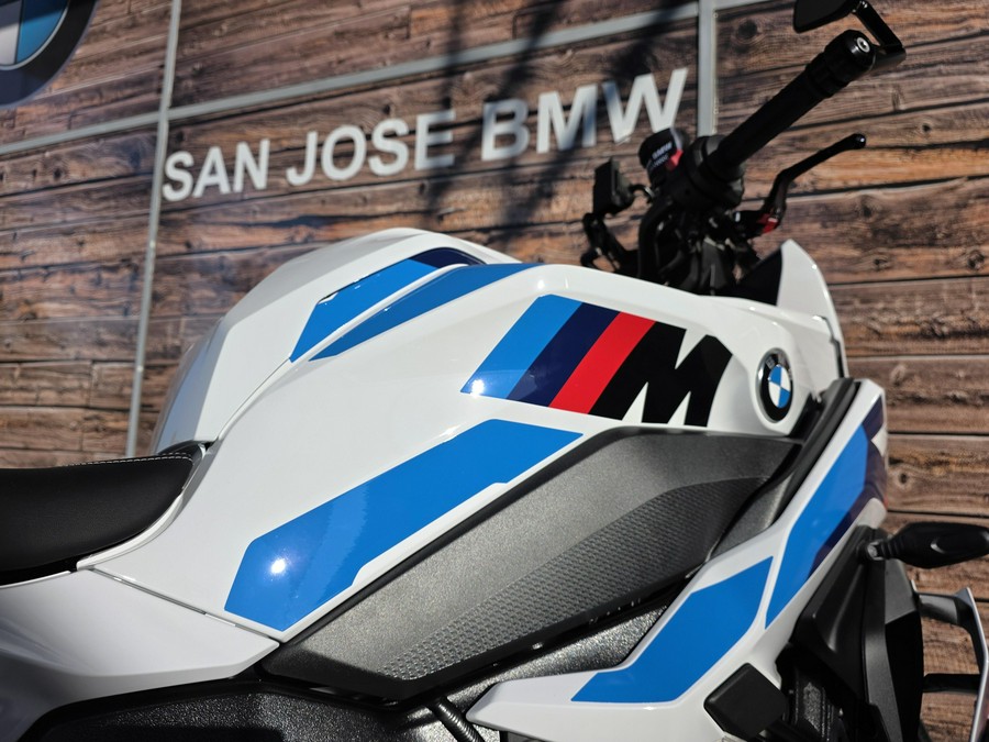 2026 BMW M 1000 XR
