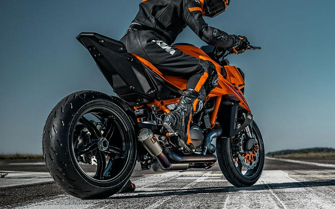 2026 KTM 1390 Super Duke R EVO