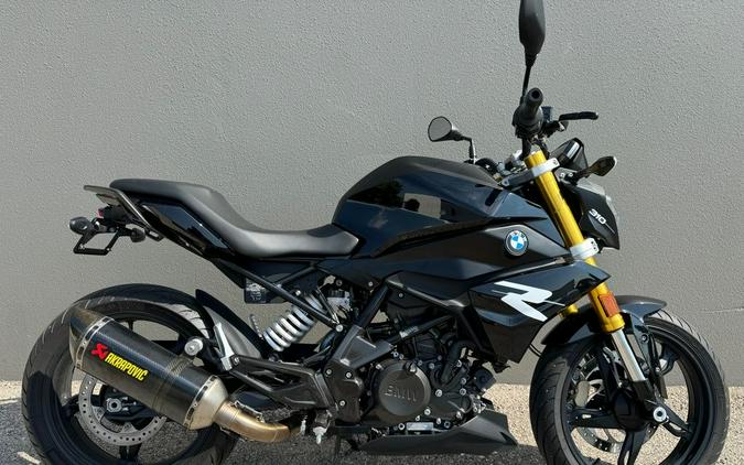 2022 BMW G 310 R Cosmic Black 2