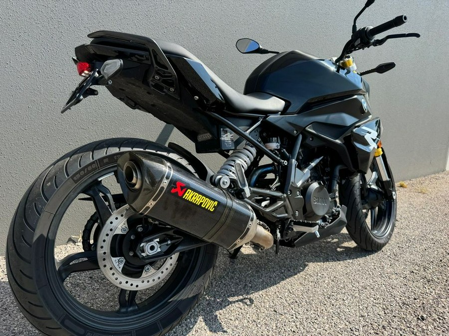 2022 BMW G 310 R Cosmic Black 2