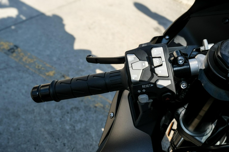 2025 KAWASAKI NINJA ZX10RR ABS