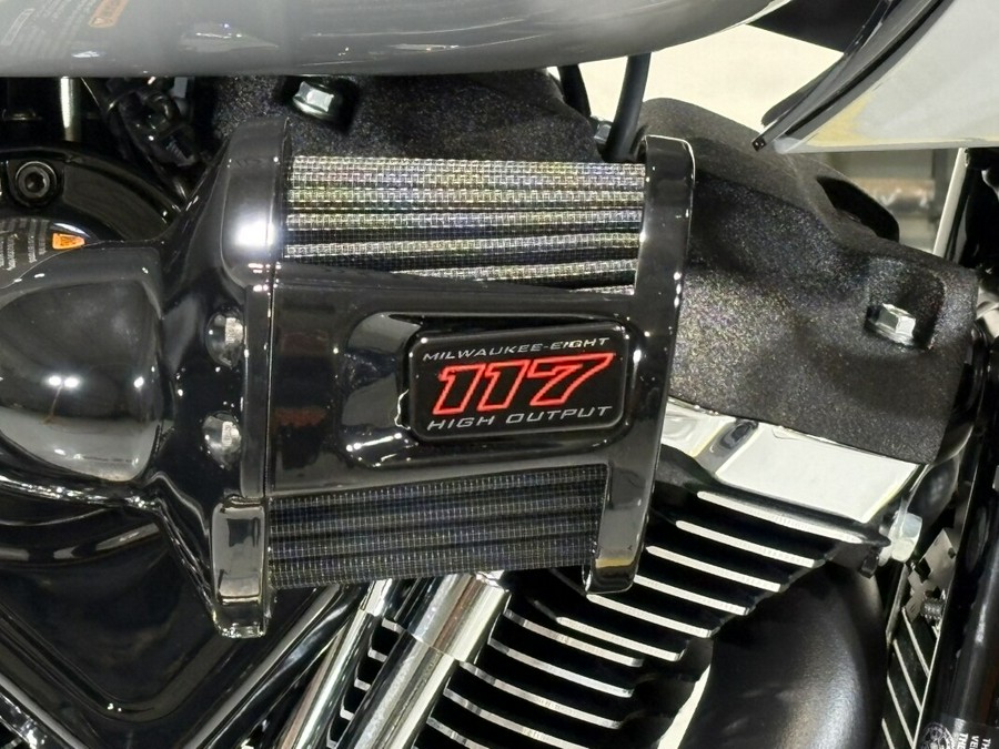 2026 Harley-Davidson® Low Rider® ST Dark Billiard Gray - Black Finish