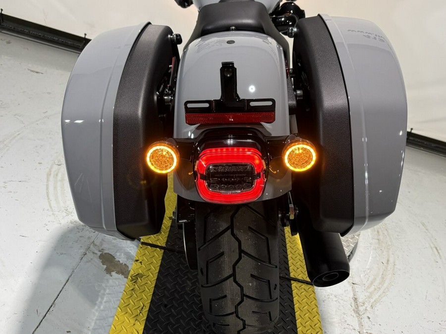 2026 Harley-Davidson® Low Rider® ST Dark Billiard Gray - Black Finish