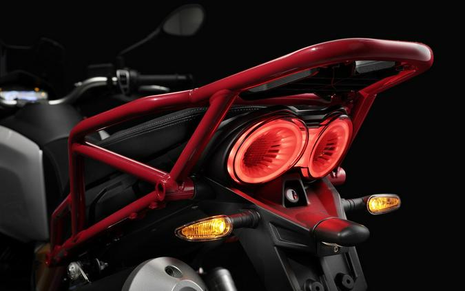 2023 Moto Guzzi V85TT Adventure