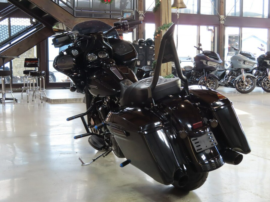 2019 Harley-Davidson® FLTRXS Road Glide® Special